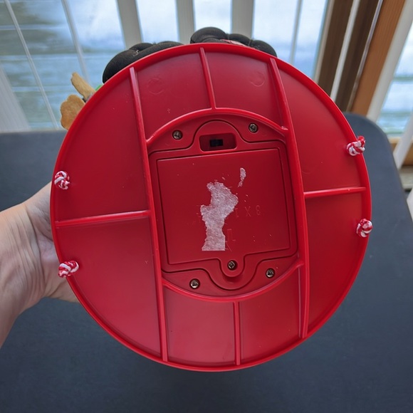 Hallmark Jingle Snow Time Pal Plush Penguin Sled Sings Talk & Moves - Picture 6 of 7